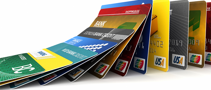 Thẻ tín dụng là gì? Lợi ích mua hàng trả góp qua thẻ tín dụng