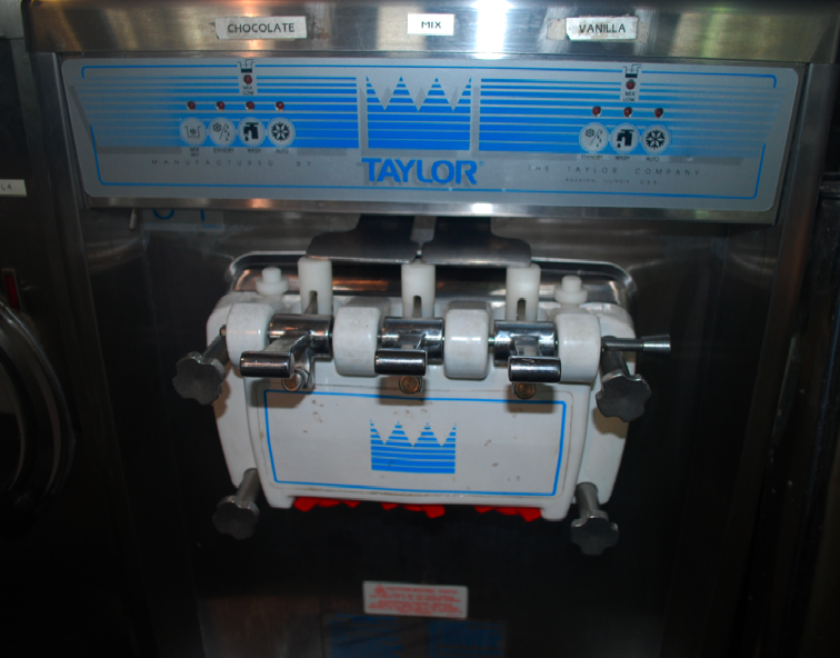 Đánh giá máy kem Taylor, chuyên sửa máy làm kem tươi Taylor