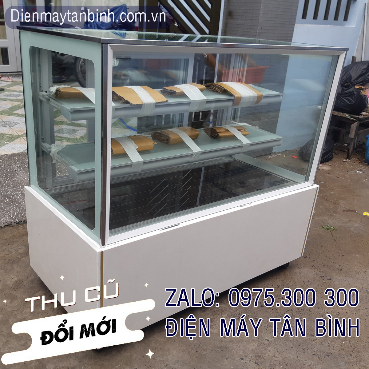 Tủ mát 4 mặt kính 1m2 vuông trưng bánh kem và quán Coffee