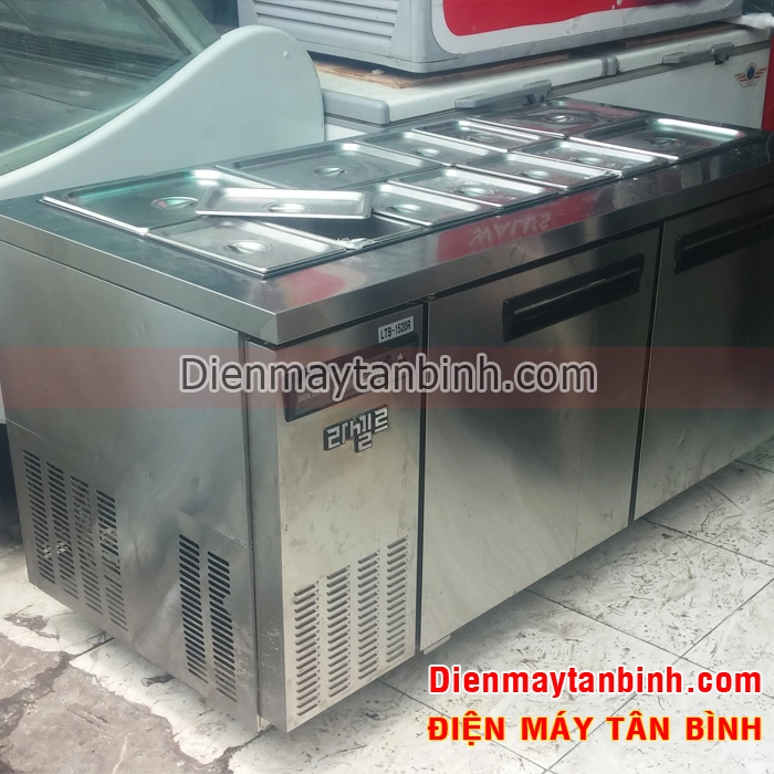 tủ mát inox có khay phía trên