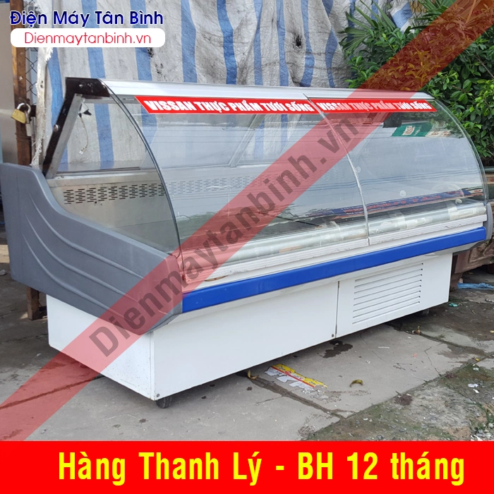 Tủ lạnh trưng bày thịt heo bò tươi sống