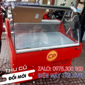 Tủ mát cũ kính cong Okiwi trưng thịt heo CP dài 1m2